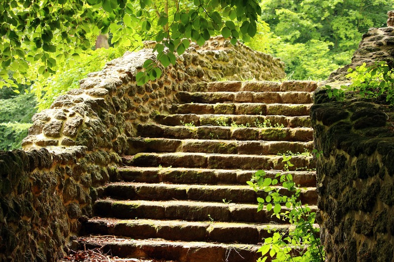 11_pixabay_ruin-1523018.jpg