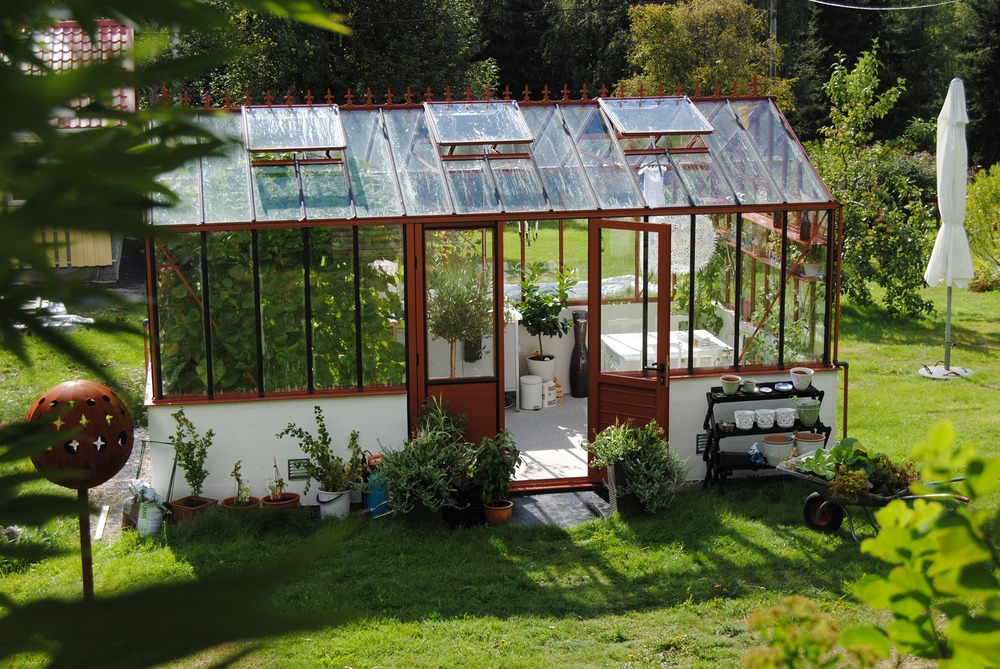 1_pixabay_greenhouse-1192872.jpg