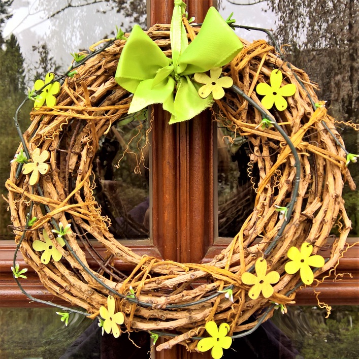 2_pixabay_door-wreath-2227328.jpg