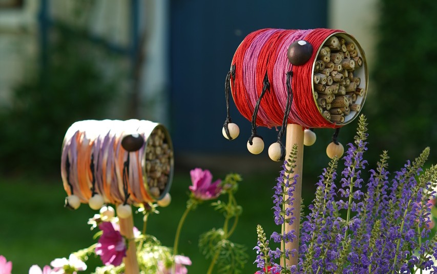 0_ind_2026_Geraniums_5040_DIY_Tin_Can_Insect_Hotel_07.jpg
