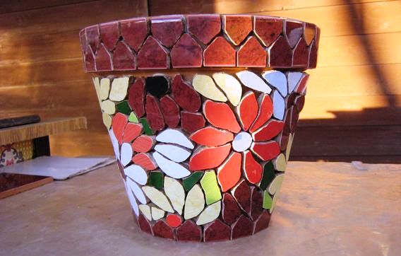 Mozaikos kaspó és ajtókeret