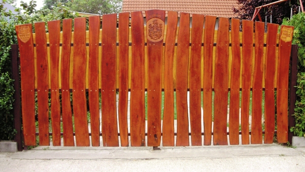 Variációk szélezetlen deszkára