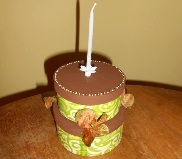 Torta alakú doboz szülinapra Torta alakú doboz szülinapra