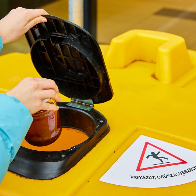 Már 80 SPAR üzletben leadható a használt sütőolaj és zsiradék