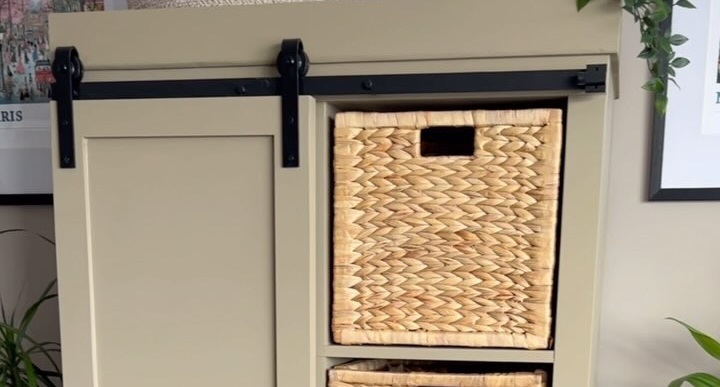 Így lesz az IKEA polcból tolóajtós szekrény