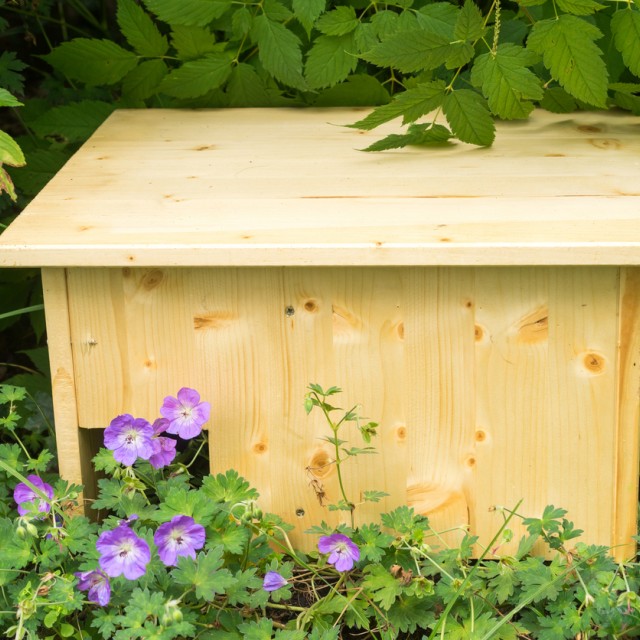 Eljött a sünik ideje: építs nekik bájos kuckót a kertbe, íme 3 ötlet!