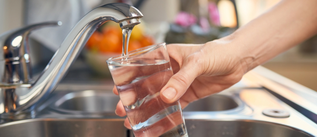 5 jel, amire arra utal, hogy valami nincs rendben a csapvízzel: érdemes lehet szerelőt hívni!