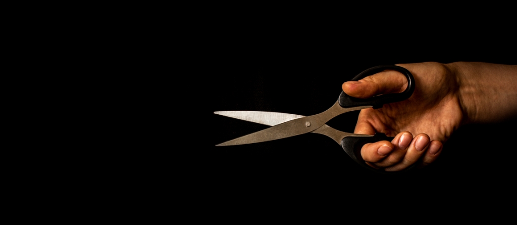 Így élezd meg az ollót: 5 kihagyhatatlan lépés, ha profi munkát szeretnél végezni!