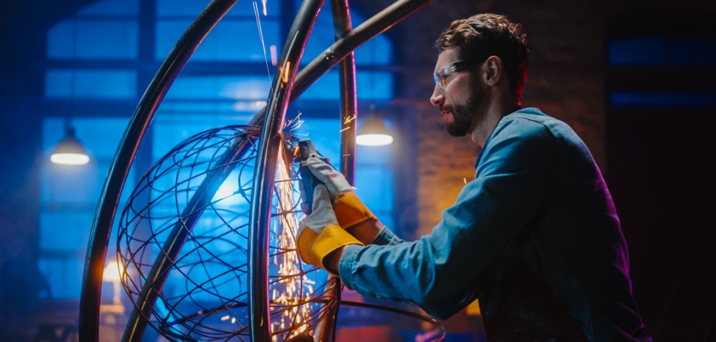 Különleges szobrok fémből: zseniálisak ennek a művésznek az alkotásai, imádni fogod! Különleges szobrok fémből: zseniálisak ennek a művésznek az alkotásai, imádni fogod!